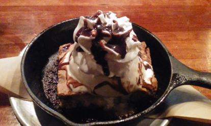 Sabertooth Restaurant in El Paso next to Hope and Anchor. Warm cookie served in a skillet 