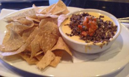 Queso at Geo Geskes. Excellent. #food