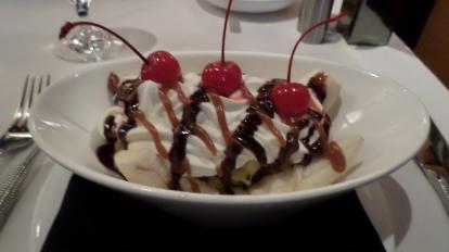 Desserts at the Atlanta Grill inside the Ritz Carlton. #food banana split ice cream sundae
