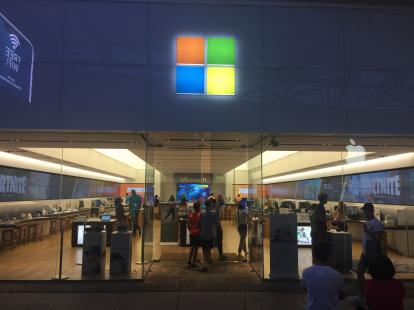 Microsoft Store in San Antonio across from an Apple Store
