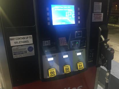 Circle K Gasoline station accepts Apple Pay