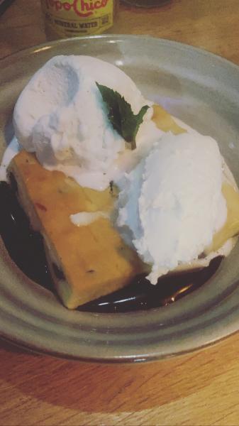 Moxies white chocolate brownie dessert $10 2022 #food excellent. Ice cream , whipped cream